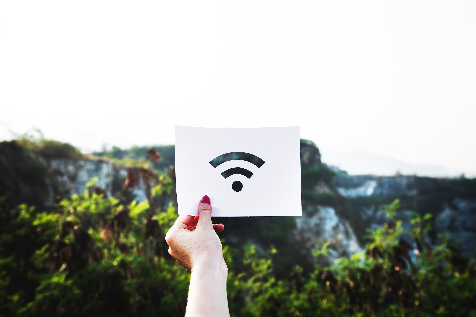 broadband vs wifi